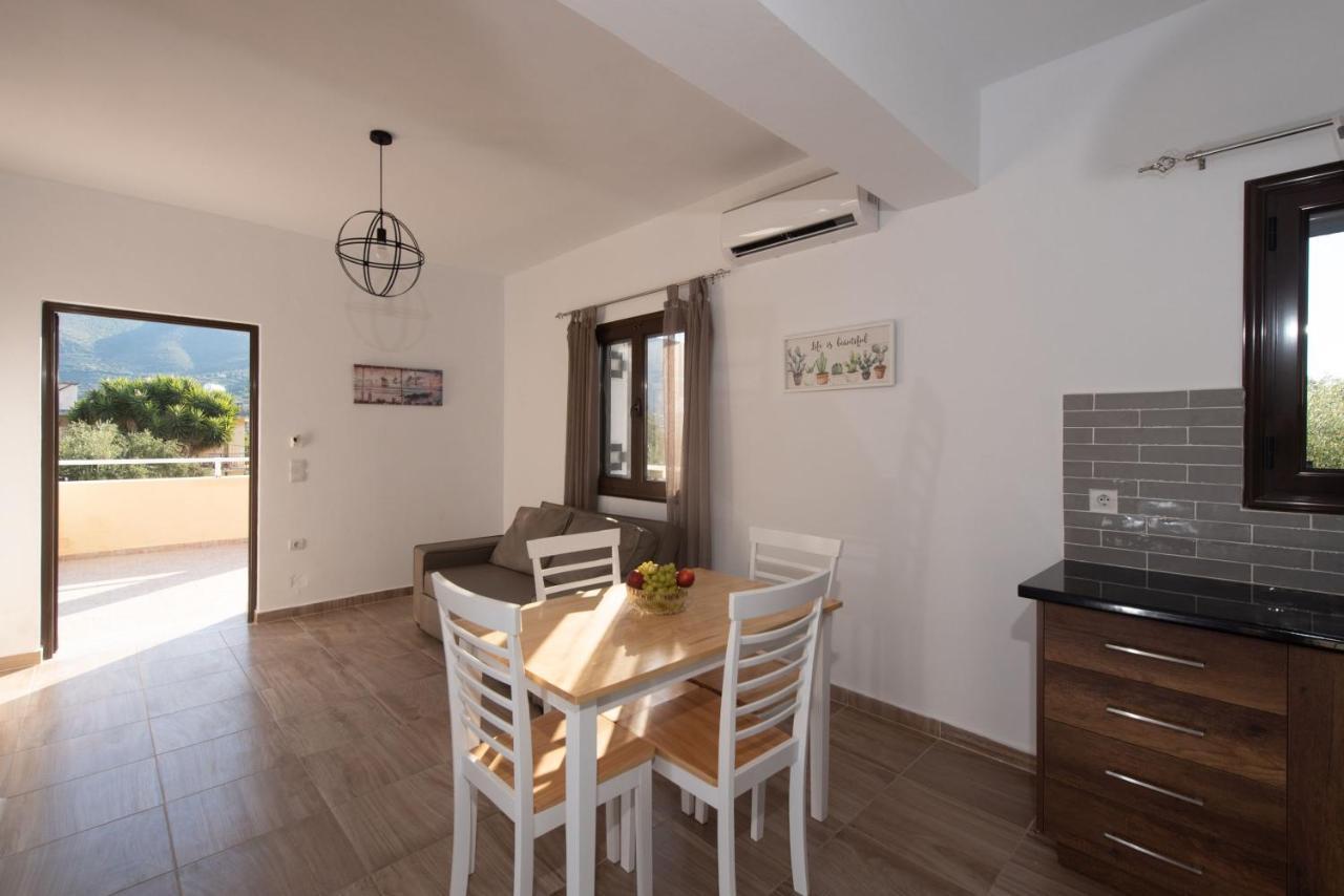 Mariettas Apartment อาลีเกส ภายนอก รูปภาพ