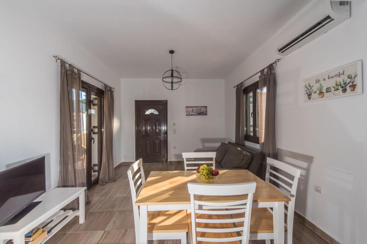 Mariettas Apartment อาลีเกส ภายนอก รูปภาพ